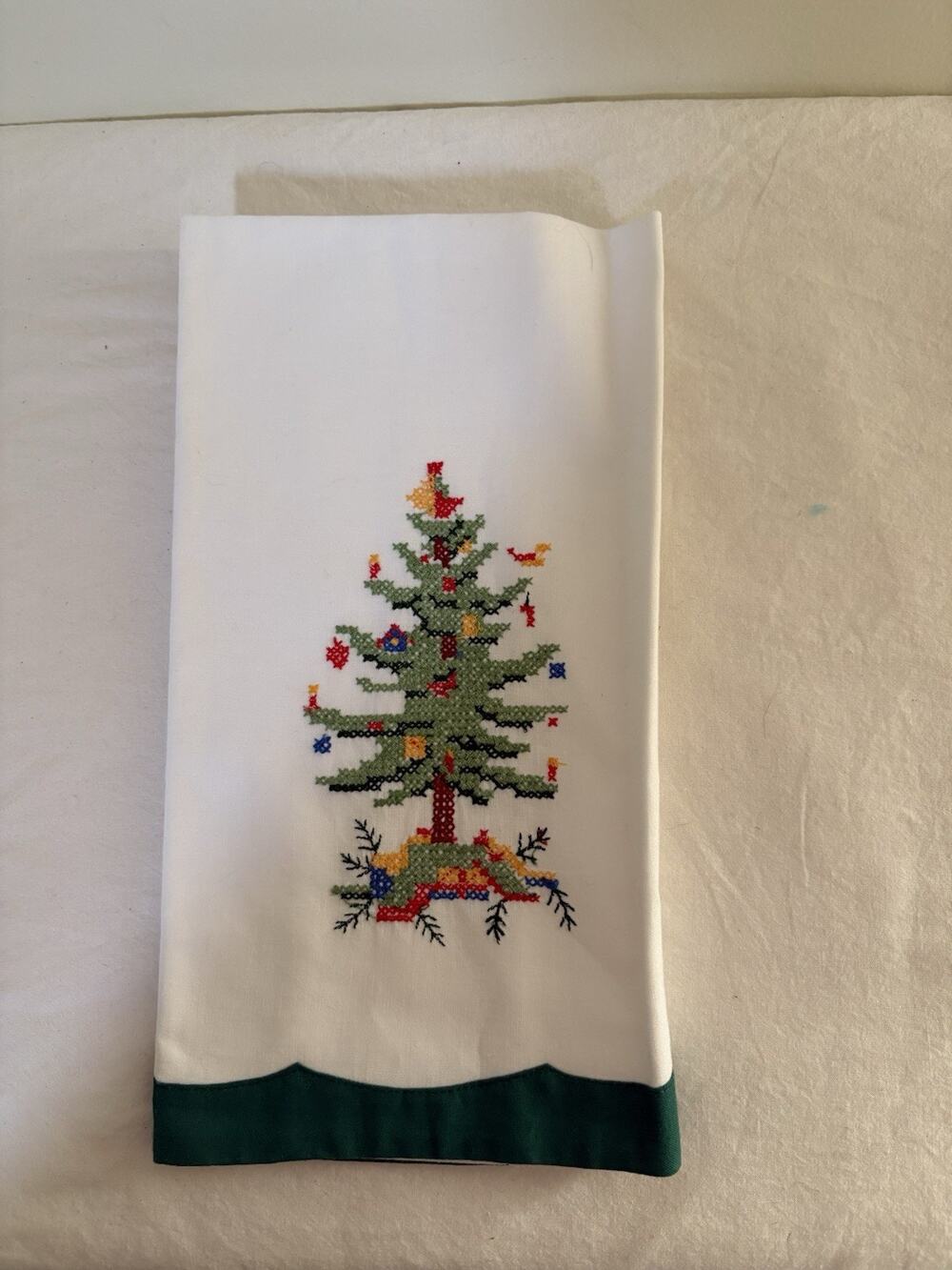 Vintage Christmas Cross Stitch Kitchen Hand Tea Towel Decorated Tree 15.5"x21.5"
